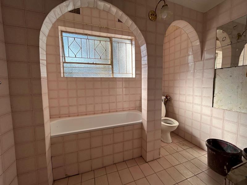 4 Bedroom Property for Sale in Kenilworth Western Cape